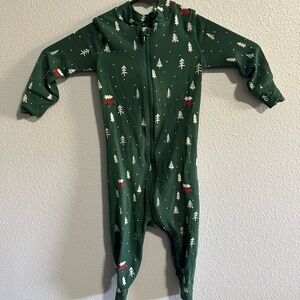 Hanna Andersson Green Festive Christmas Pajamas 12-18m